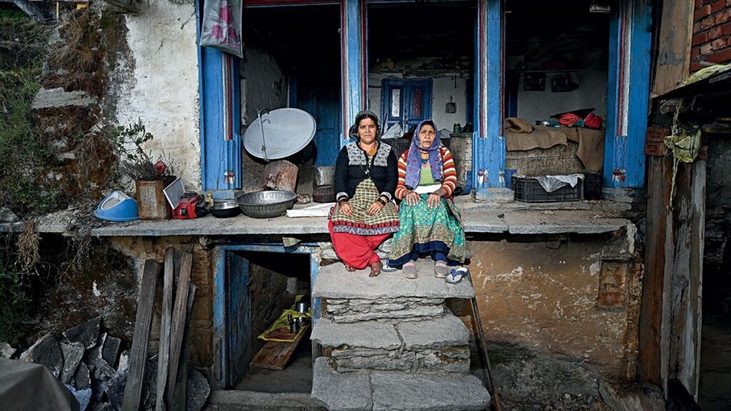 उत्तराखंड | भूतिया गांवों के पीछे की सच्चाई