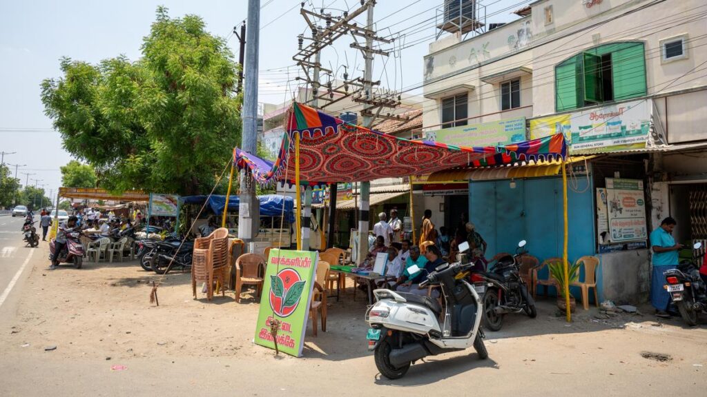 तमिलनाडु चुनाव 2026: करूर स्टैम्पिड की मौतें वेलुसमयपुरम मतदाताओं की यादों से नहीं मिटीं