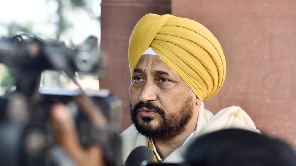 चन्नी ने ताकत का प्रदर्शन किया, पंजाब कांग्रेस पुनर्गठन के बीच रंधावा-शाह की मुलाकात ने बढ़ाई अटकलें
