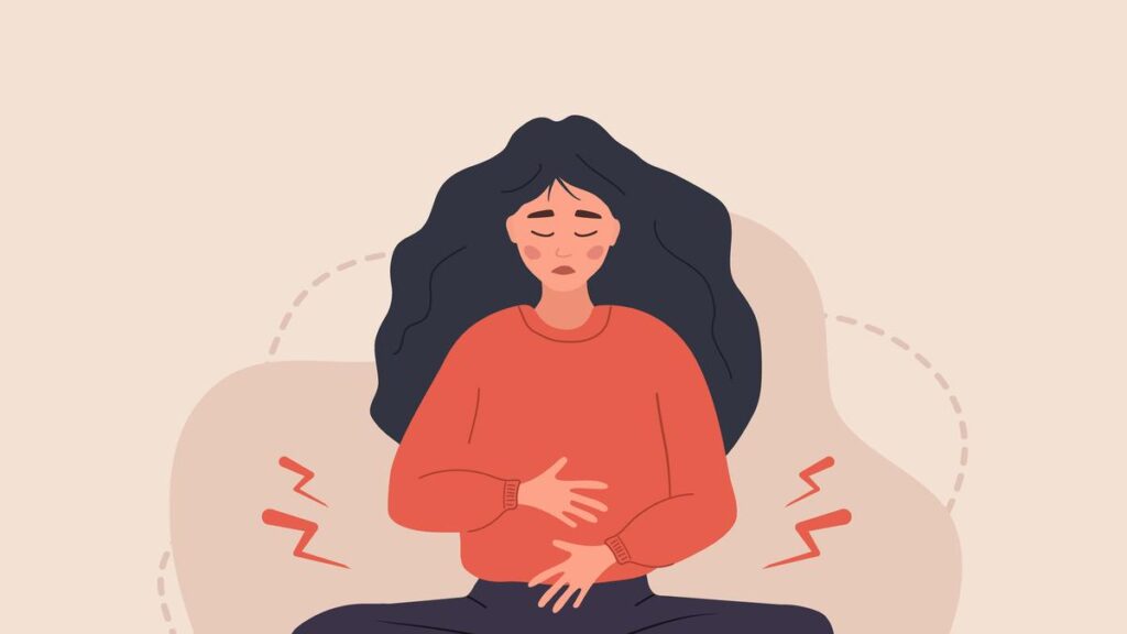 ओडिशा में गोपनीयता, शौचालयों की कमी और सामाजिक कलंक के कारण लड़कियाँ माहवारी के दौरान स्कूल जाना छोड़ रही हैं