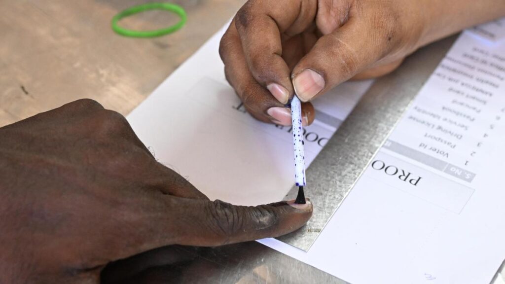 2023 में महिलाओं के बिल पारित होने के बाद से 20 विधानसभा चुनावों में केवल 10.2% महिलाएं बनीं उम्मीदवार: रिपोर्ट